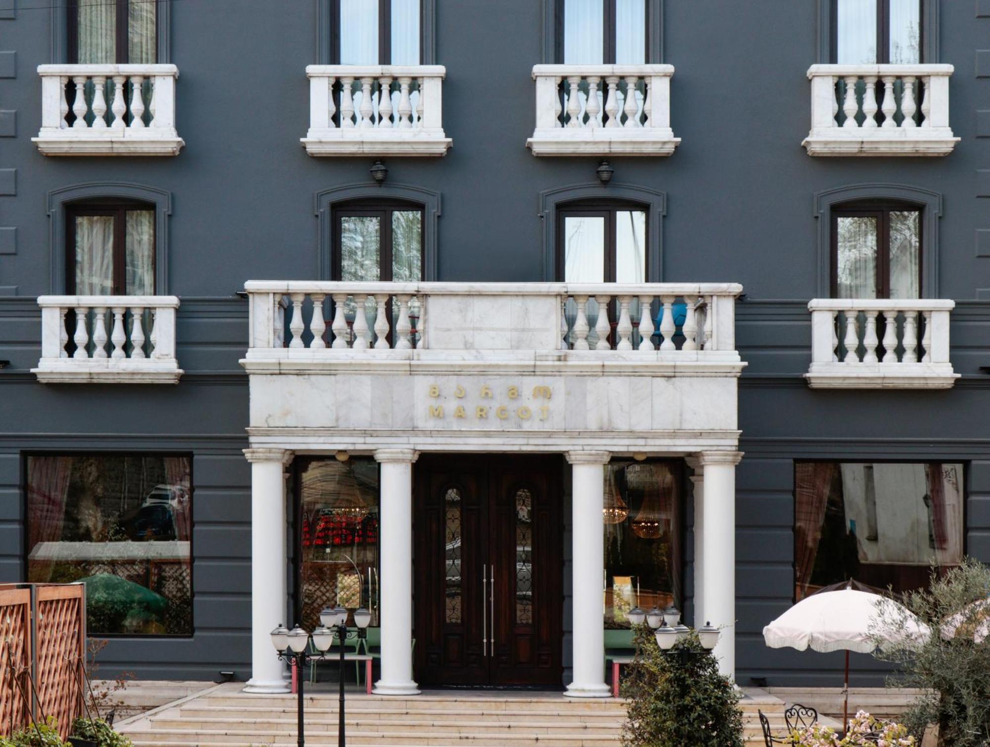 Готель Margot Old 4*